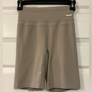 Gymshark Womens S Whitney Simmons Cycling Bike Shorts Mink Beige Compression